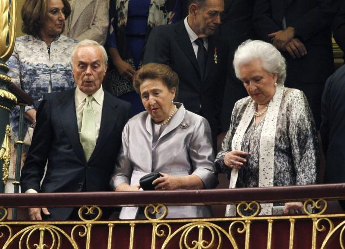 Montajes de Froilán en la ventana y más humor sobre la coronación (TUITS)