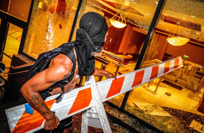 Por qué no es lo mismo ser antifascista en EEUU que en Europa