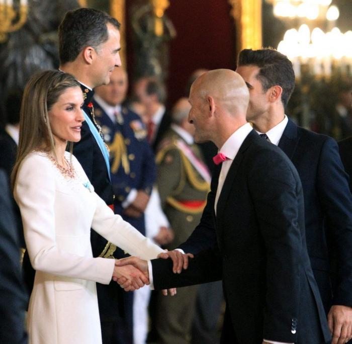 De la realeza a la realidad: El primer día del reinado de Felipe VI