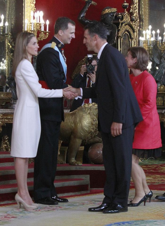 De la realeza a la realidad: El primer día del reinado de Felipe VI