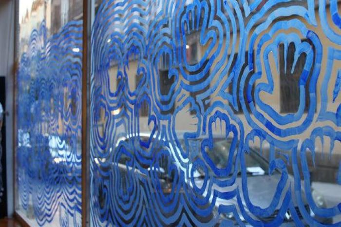 Lanzan objetos a Ignacio Aguado (C's) en un acto contra la okupación en Lavapiés (Madrid)