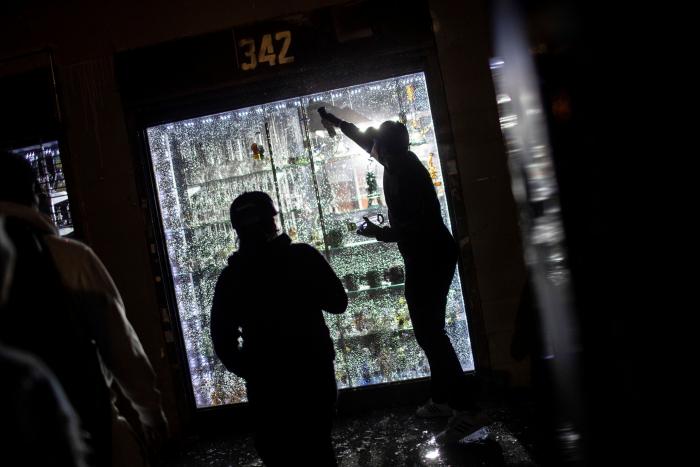 Por qué no es lo mismo ser antifascista en EEUU que en Europa