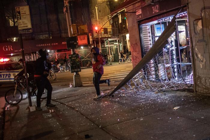 Por qué no es lo mismo ser antifascista en EEUU que en Europa