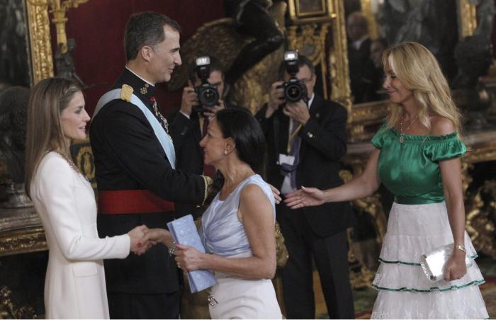 De la realeza a la realidad: El primer día del reinado de Felipe VI
