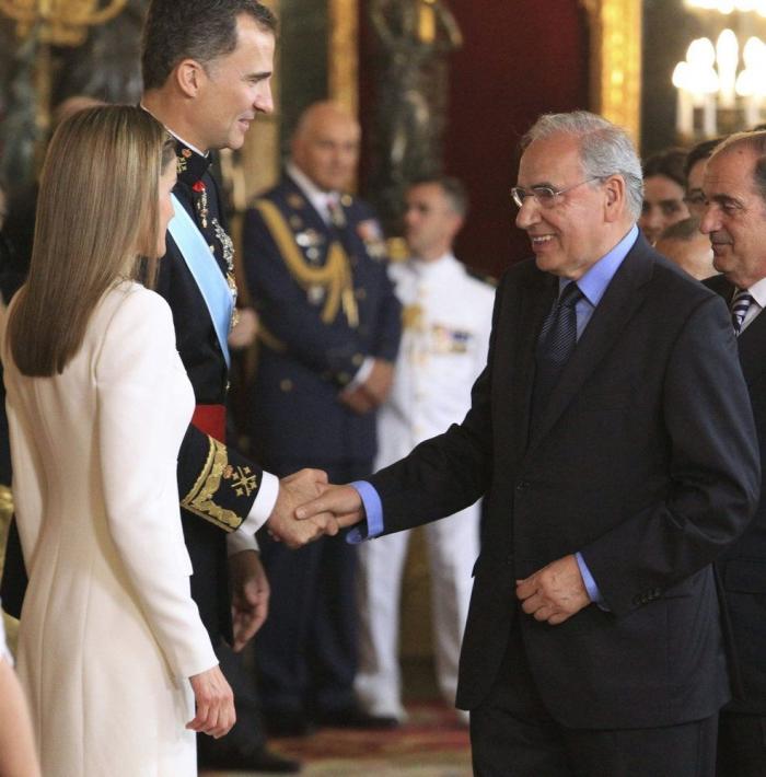 De la realeza a la realidad: El primer día del reinado de Felipe VI