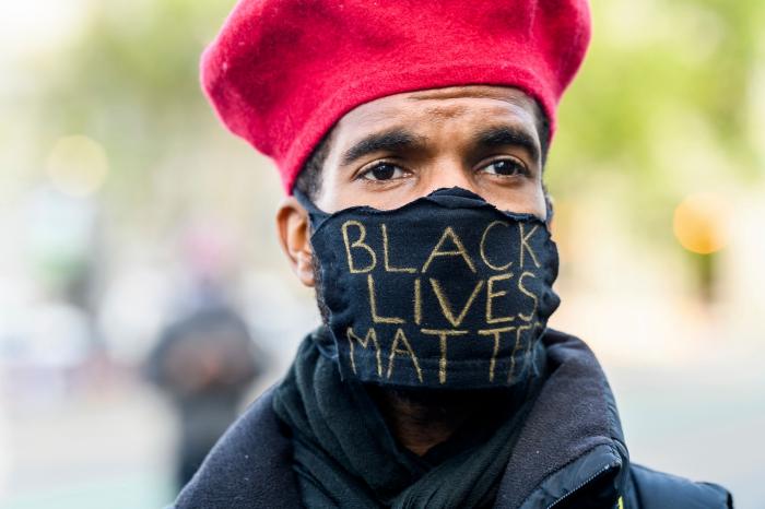 Por qué no es lo mismo ser antifascista en EEUU que en Europa