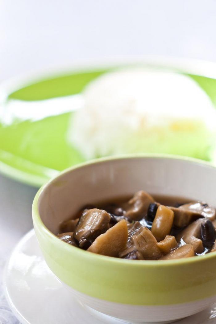 Cosas que sí y que no puedes hacer durante la cena