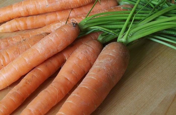 Cosas que sí y que no puedes hacer durante la cena