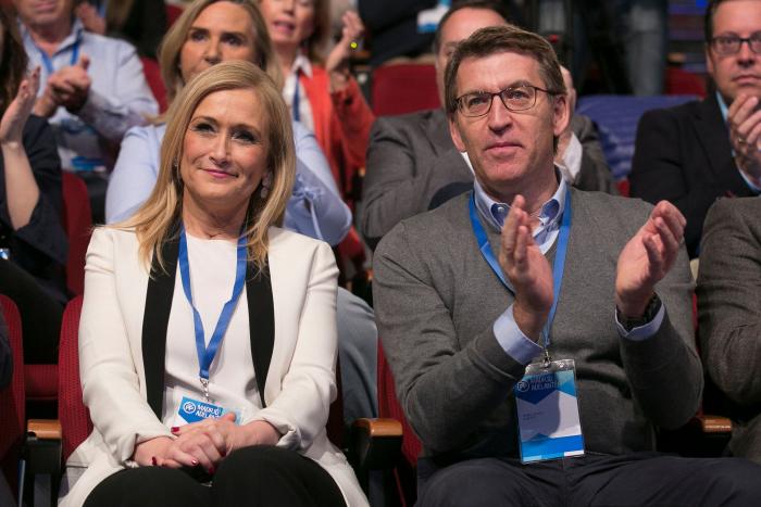 El PP acusa a Sánchez de darle "cinco portazos" a Feijóo