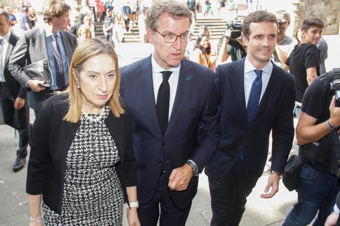 El PP acusa a Sánchez de darle "cinco portazos" a Feijóo