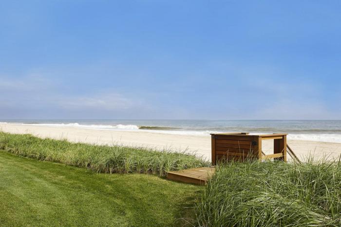 La espectacular casa de 18 millones que Rihanna quiere comprar para sus vacaciones