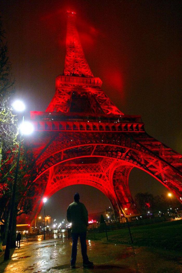 Un cristal a prueba de balas rodeará la Torre Eiffel ante posibles ataques