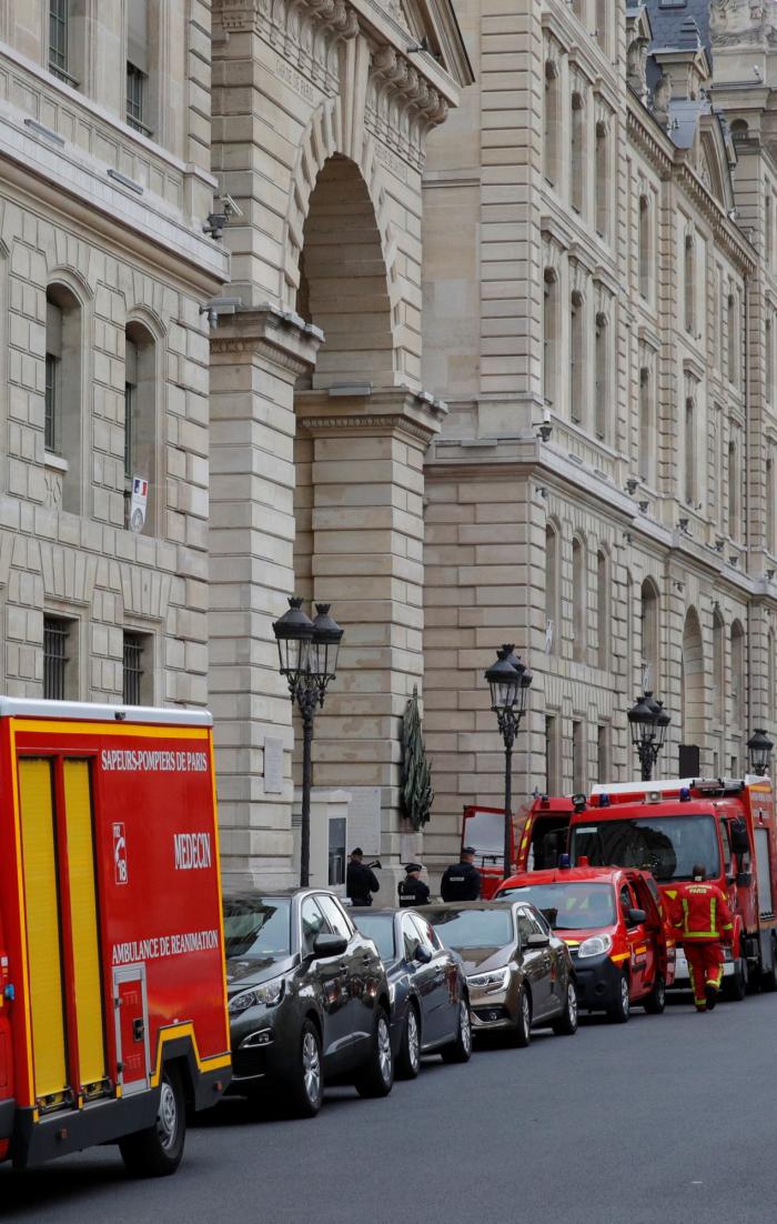 Cuatro muertos en un ataque con cuchillo en la Prefectura de Policía de París