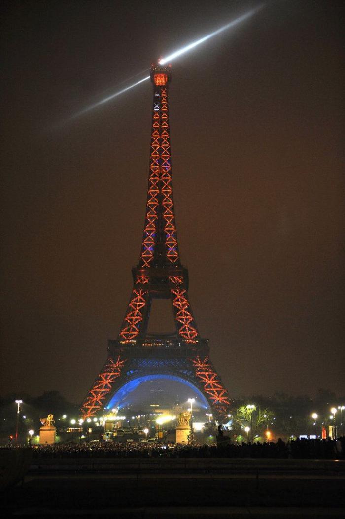 Un cristal a prueba de balas rodeará la Torre Eiffel ante posibles ataques