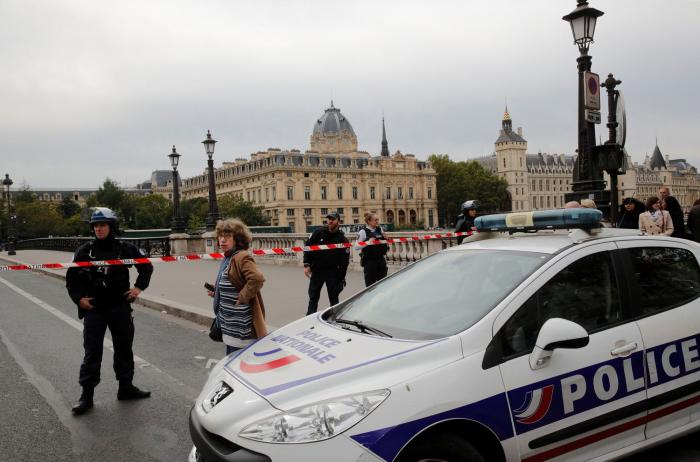 Cuatro muertos en un ataque con cuchillo en la Prefectura de Policía de París