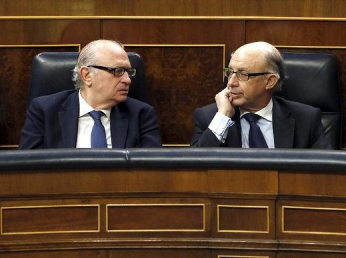 Montoro reaparece dando caña: "Con Casado no hablo"