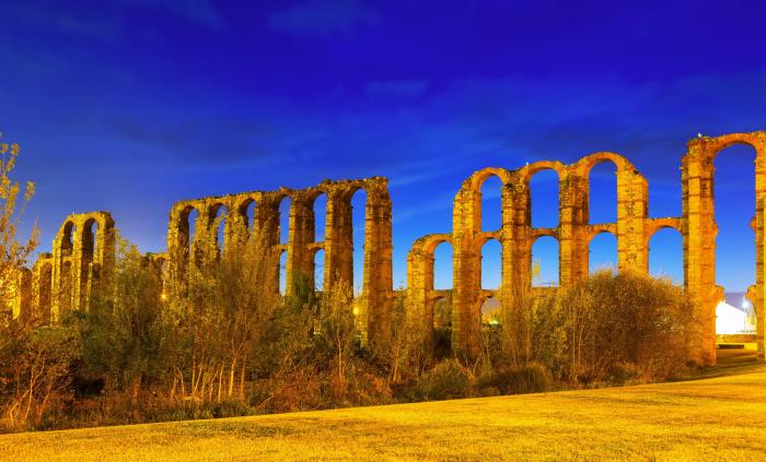 Estos 17 sitios compiten por tener el mejor atardecer de España: hay uno por comunidad autónoma