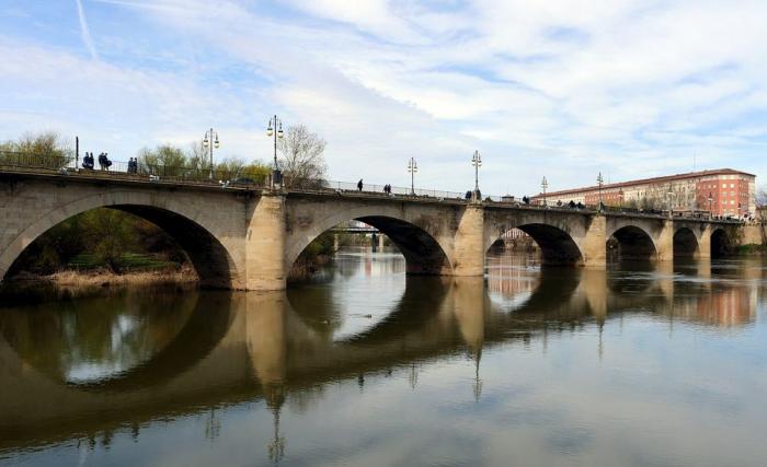 Estos 17 sitios compiten por tener el mejor atardecer de España: hay uno por comunidad autónoma
