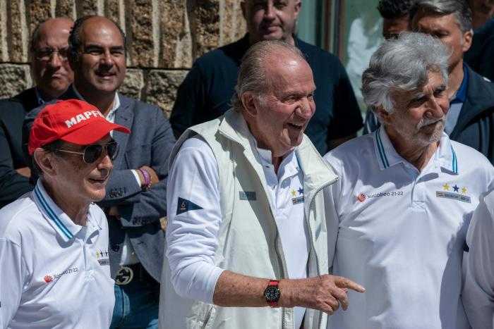 Estas palabras de Fernando Ónega sobre el rey montan una polvareda y le llevan al 'trending topic'