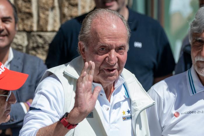 Estas palabras de Fernando Ónega sobre el rey montan una polvareda y le llevan al 'trending topic'