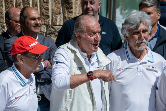 Estas palabras de Fernando Ónega sobre el rey montan una polvareda y le llevan al 'trending topic'