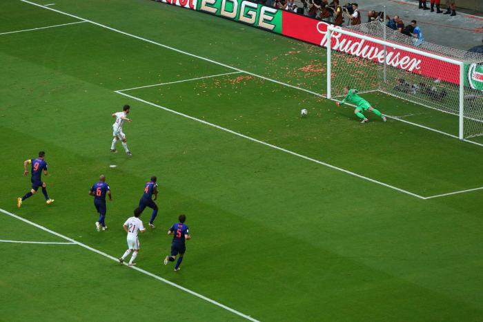 El gol de James Rodríguez, el mejor gol del Mundial 2014