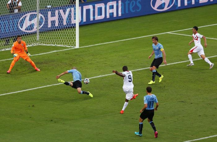 El gol de James Rodríguez, el mejor gol del Mundial 2014