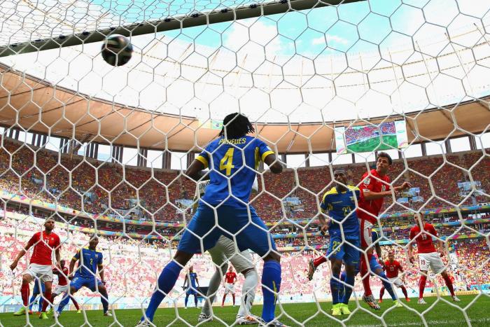 El gol de James Rodríguez, el mejor gol del Mundial 2014