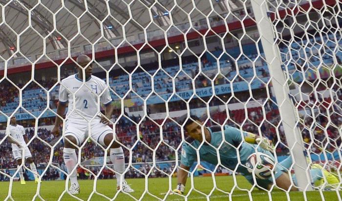 El gol de James Rodríguez, el mejor gol del Mundial 2014