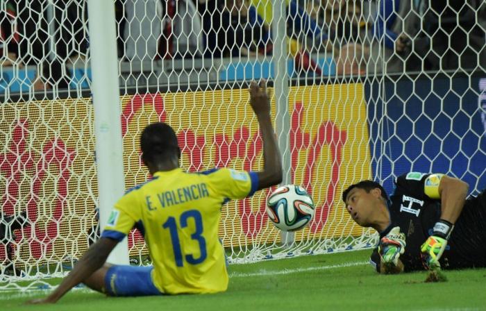 El gol de James Rodríguez, el mejor gol del Mundial 2014