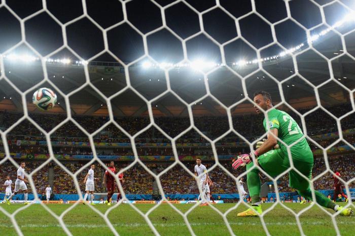 El gol de James Rodríguez, el mejor gol del Mundial 2014