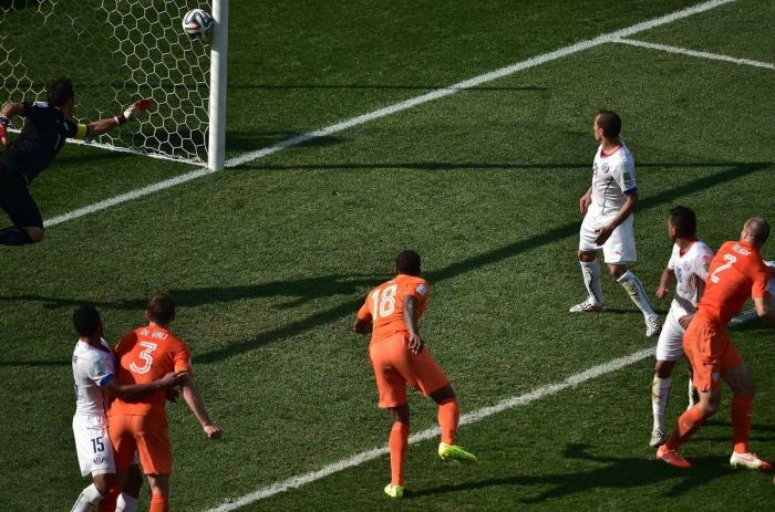 El gol de James Rodríguez, el mejor gol del Mundial 2014
