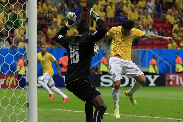 El gol de James Rodríguez, el mejor gol del Mundial 2014