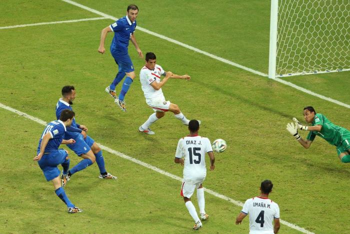 El gol de James Rodríguez, el mejor gol del Mundial 2014