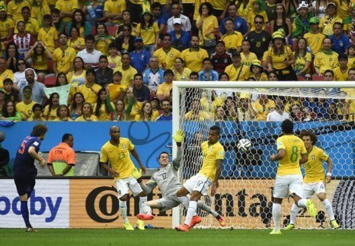 El gol de James Rodríguez, el mejor gol del Mundial 2014