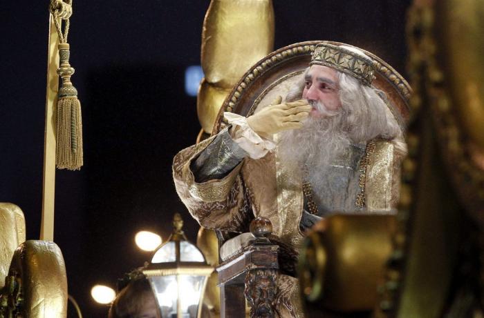 Directo: Cabalgata de Reyes 2014 (FOTOS, TUITS)