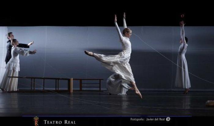 Costillas que cantan ópera