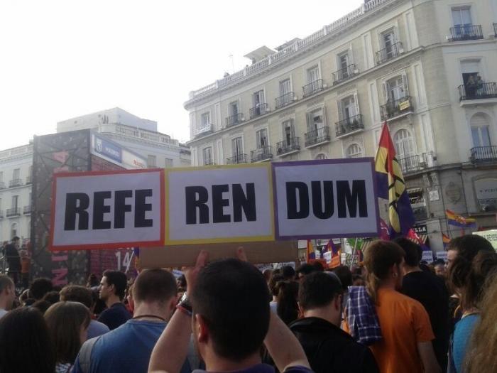 Alberto Garzón: "Prefiero una república de derechas a una monarquía que no puedo elegir"