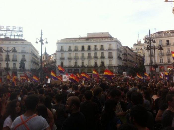 Alberto Garzón: "Prefiero una república de derechas a una monarquía que no puedo elegir"