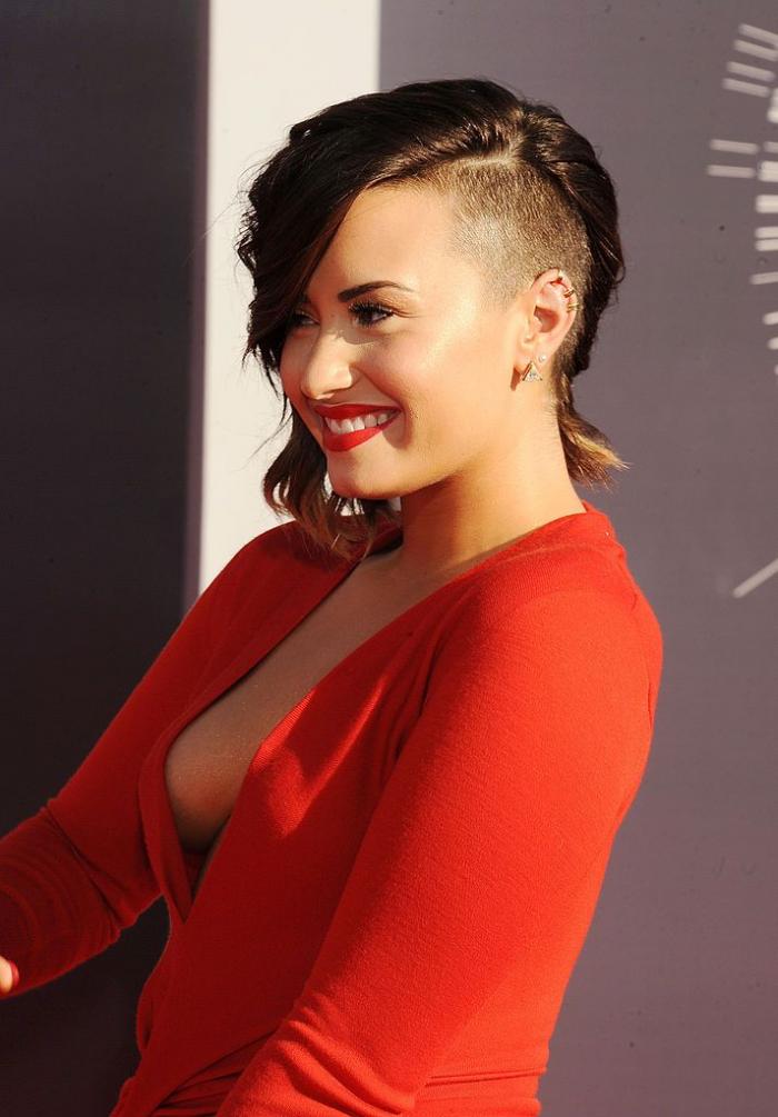 Ana Milán logra 10.000 'me gusta' en dos horas con su reacción a una de las medidas de ahorro