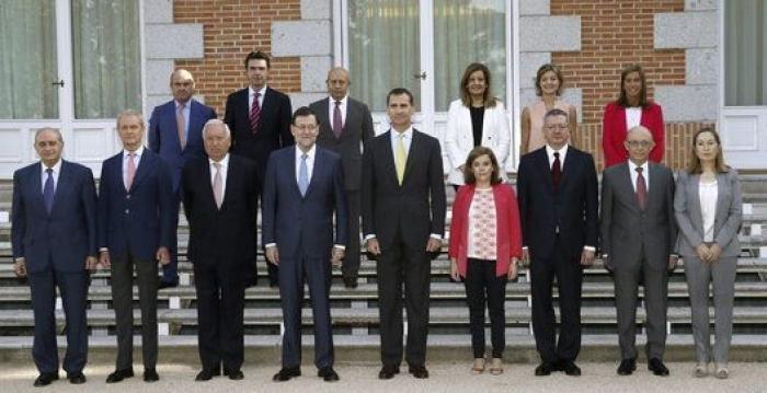 Felipe VI preside por primera vez el consejo de ministros (FOTOS)