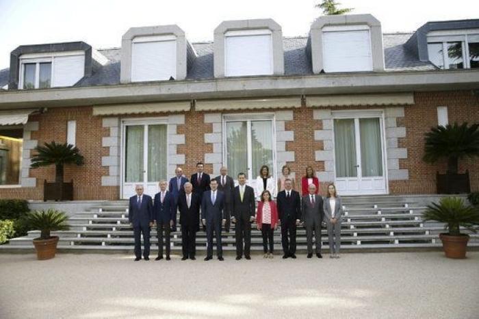 Felipe VI preside por primera vez el consejo de ministros (FOTOS)