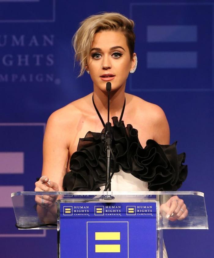 Ana Milán logra 10.000 'me gusta' en dos horas con su reacción a una de las medidas de ahorro