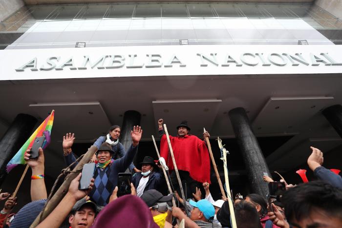 El ultimátum de una comunidad indígena obliga a evacuar una estación de un oleoducto en Perú