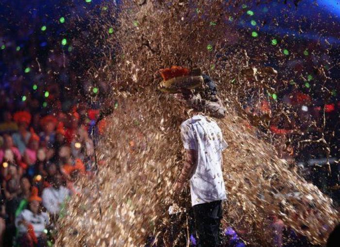 David Beckham dorado: el futbolista, bañado en oro en los premios Nickelodeon (FOTOS)