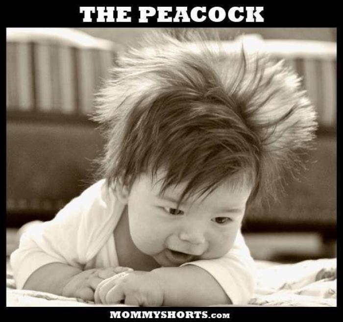 Cada mañana, esta conductora de autobús peina el pelo de una niña huérfana de madre