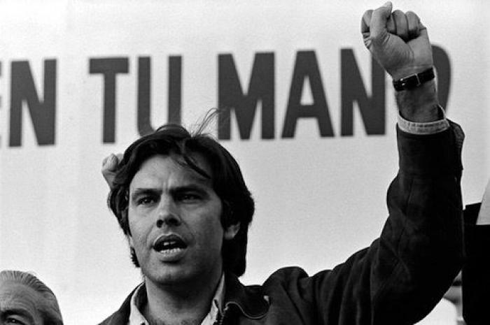 Un ciudadano, contra Felipe González: "¡Hacen falta soluciones, hay hambre!" (VÍDEO)