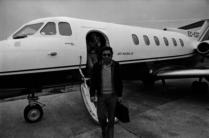 Un ciudadano, contra Felipe González: "¡Hacen falta soluciones, hay hambre!" (VÍDEO)