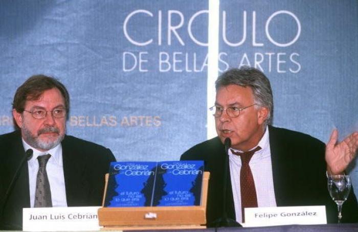 Un ciudadano, contra Felipe González: "¡Hacen falta soluciones, hay hambre!" (VÍDEO)