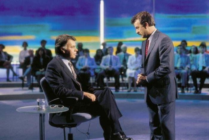 Un ciudadano, contra Felipe González: "¡Hacen falta soluciones, hay hambre!" (VÍDEO)